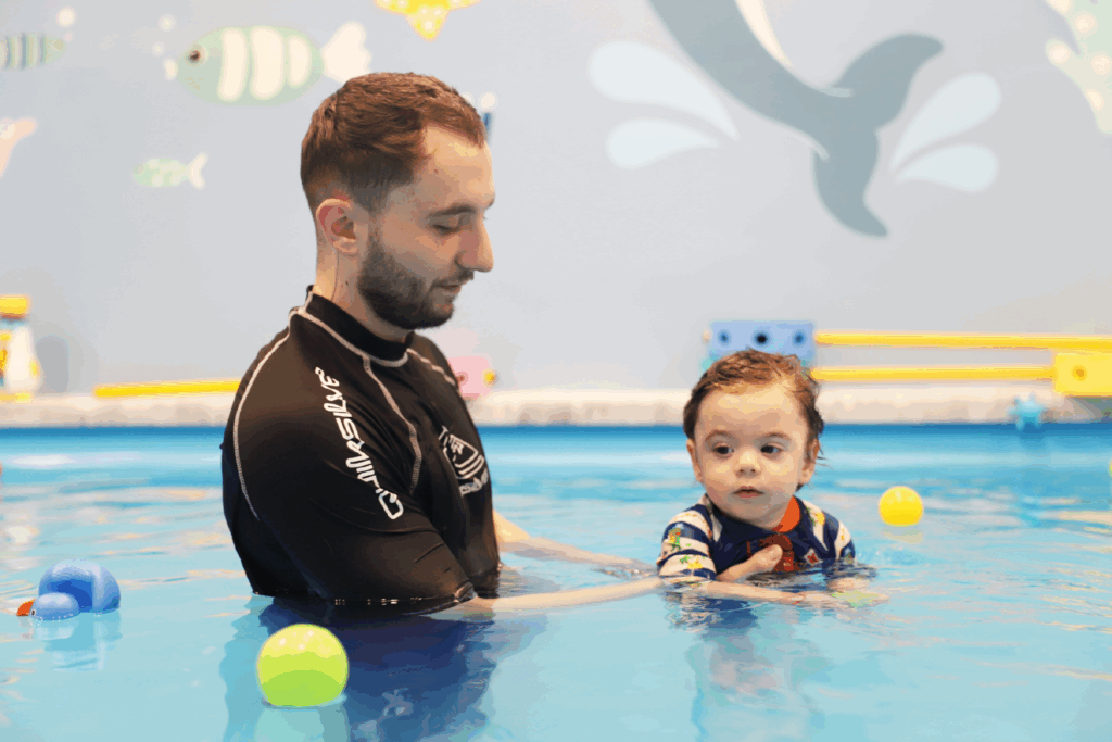 Siguranța și sănătatea copiilor și însoțitorilor acestora este pe primul plan la Acvatic Bebe Club.